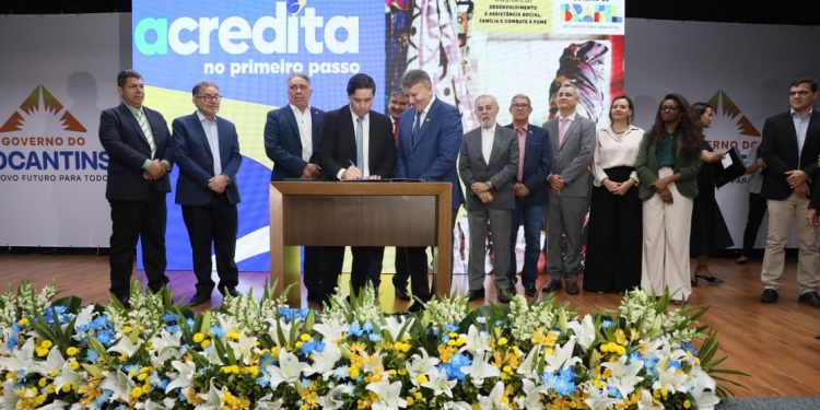 Prefeitura de Palmas e Caixa Econômica firmam acordo para ampliar políticas de microcrédito no município