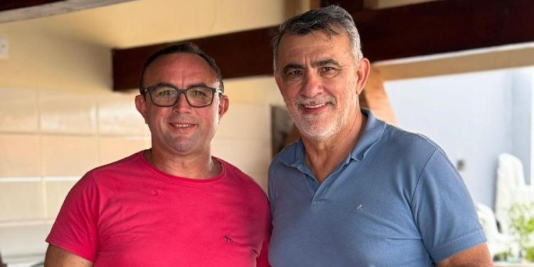 Amélio garante R$ 200 mil para reforma do Postinho de Saúde do Povoado Centro do Borges, em Riachinho