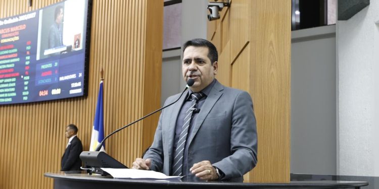 Marcus Marcelo solicita informações à ATR sobre revisão tarifária da BRK