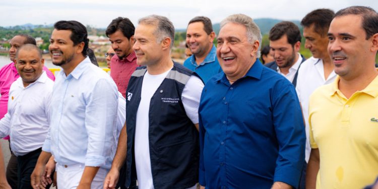 Governador Laurez Moreira e ministro Renan Filho vistoriam obras da Ponte de Xambioá e anunciam entrega para novembro