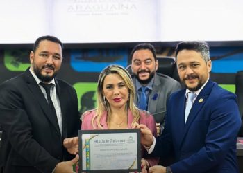 Dra. Dênia Rodrigues recebe Moção de Aplausos da Câmara de Araguaína por sua trajetória e contribuições à saúde pública e pela posse na Secretaria Municipal de Saúde