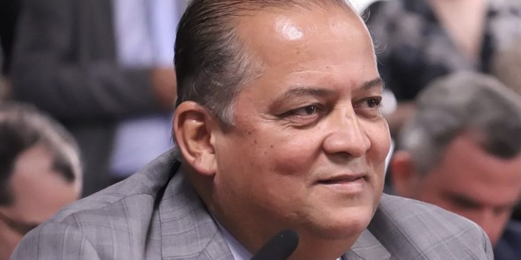 Senador Eduardo Gomes assegura mais de R$ 14,9 milhões em novos repasses para a infraestrutura e saúde de 22 municípios do Tocantins