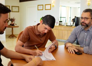 Prefeito Celso Morais assina ordem de serviço para recapeamento de mais de 102 mil m² em Paraíso