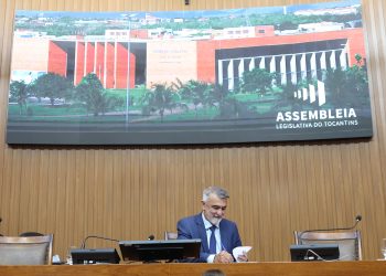 Com apoio do presidente Amélio Cayres, PCCR da Educação é aprovado na Aleto após rápida tramitação