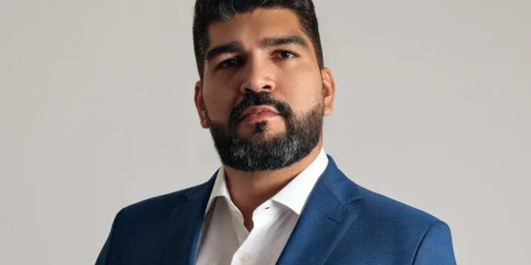 Douglas Oliveira imprime ritmo intenso de gestão e marca 2025 com transformações visíveis em Carmolândia