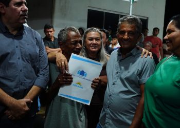 Às vésperas do Natal, Prefeitura de Nova Olinda entrega casas populares e garante um novo começo a dezenas de famílias