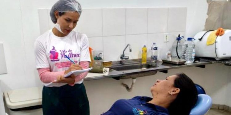 Governo do Tocantins presta mais de 9 mil atendimentos em 26 localidades com o projeto Vida de Mulher