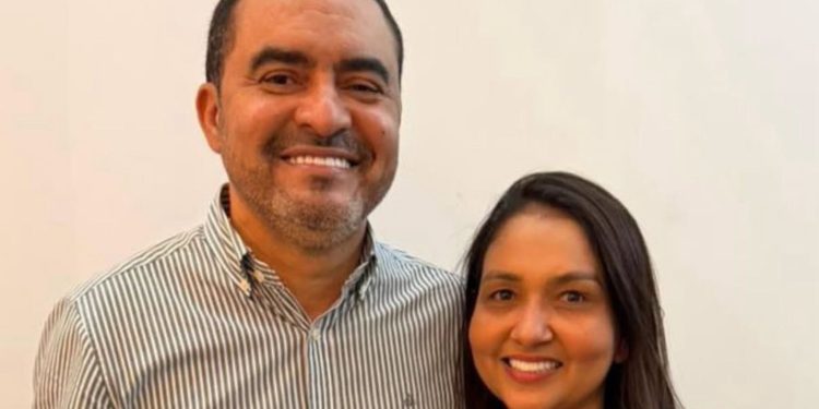 Deputada Vanda Monteiro pede arquivamento de pedidos de impeachment contra Wanderlei e destaca: “Tocantins forte com estabilidade garantida”