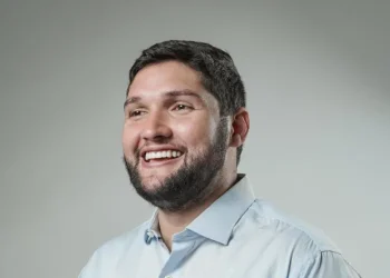 Trabalho em ritmo acelerado: com gestão forte e foco em resultados, Robson do Zé Geraldo projeta um 2026 de grandes avanços em Ananás