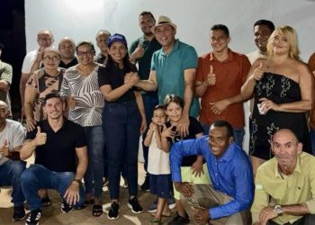 Prefeito de Palmeiras do Tocantins, vice-prefeito e vereadores declaram apoio à reeleição de Vanda Monteiro