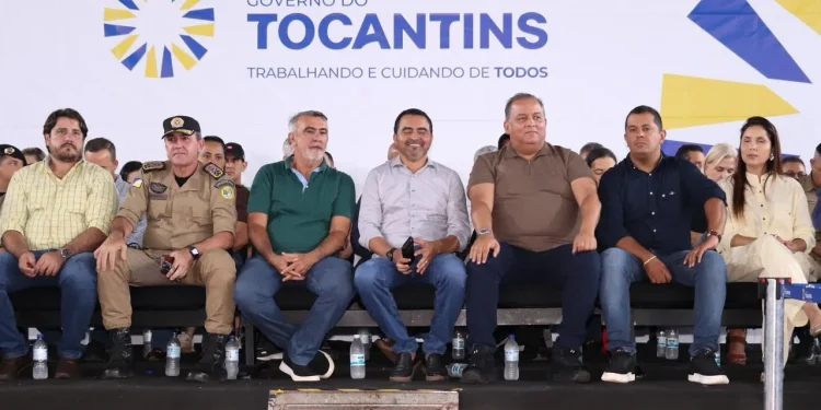 Senador Eduardo Gomes soma R$ 10 milhões destinados à PM, anuncia recursos e participa de entregas em Palmeirópolis e da emancipação de São Salvador ao lado de Wanderlei Barbosa