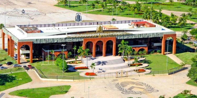 Governo do Tocantins injeta mais de R$ 290 milhões na economia estadual com pagamento de servidores nesta quinta-feira, 26