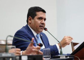 Em semanas marcadas por feminicídios, lei de Marcus Marcelo divulga rede de proteção a vítimas