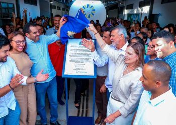 Presidente da Aleto destaca avanços na Educação e parceria em evento do Governo