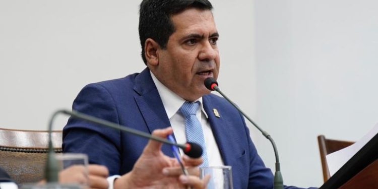 Para fortalecer rede de proteção às mulheres, Marcus Marcelo propõe Selo contra assédio no TO