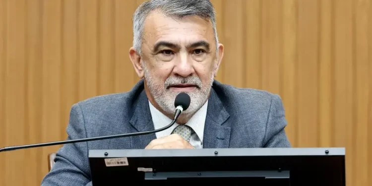 Aliados de Amélio Cayres desmentem fake news e garantem que a sua pré-candidatura ao governo está mantida