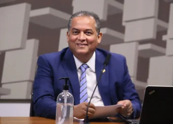 Senador Eduardo Gomes viabiliza mais de R$ 6,2 milhões para obras e equipamentos em quatro municípios do Tocantins