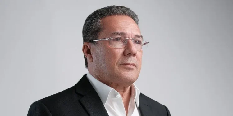 Após diagnóstico de infecção pulmonar, Vanderlei Luxemburgo é internado em Palmas e será transferido para UTI