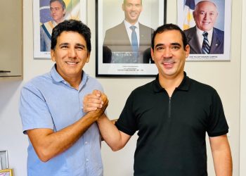 Enaltecido por Vicentinho Júnior e Toinho Andrade, PSDB sela permanência de Júnior Geo