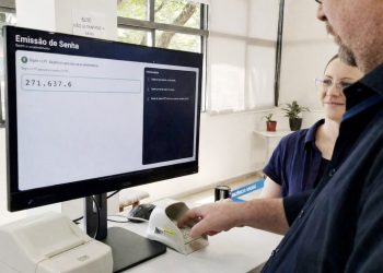 INSS adota sistema automático de senhas para agilizar atendimento e combater filas nas agências