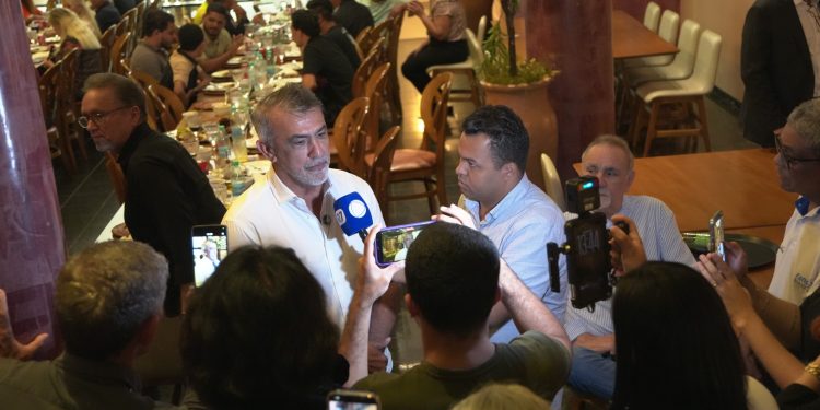 Em Palmas, Amélio Cayres reúne profissionais da imprensa e reforça diálogo como base para projeto ao Governo