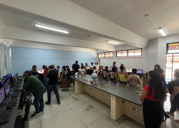 Escola Odete Carvalho dos Santos inaugura laboratório de informática e primeira biblioteca integrada da rede municipal em Colinas