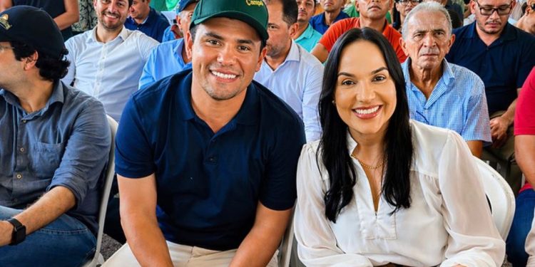 Lucas Campelo sela aliança com Kátia Chaves e reforça articulação política no Tocantins