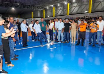 Em comemoração aos 56 anos de Guaraí, governador Wanderlei Barbosa entrega ginásio poliesportivo e reforça segurança no trânsito