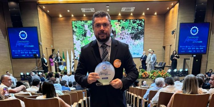 Prefeito Mateus Coelho reafirma compromisso com a legalidade e esclarece decisão do TCE sobre processo administrativo