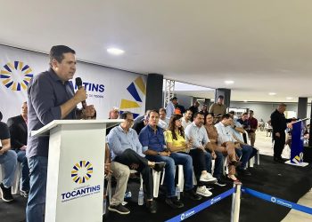 Com o governador, Marcus Marcelo participa da inauguração do CAIC e exalta fortalecimento da Educação em Araguaína