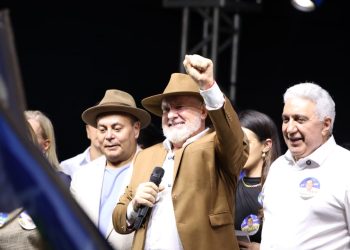Mauro Carlesse oficializa pré-candidatura ao Senado no maior evento político da história de Gurupi