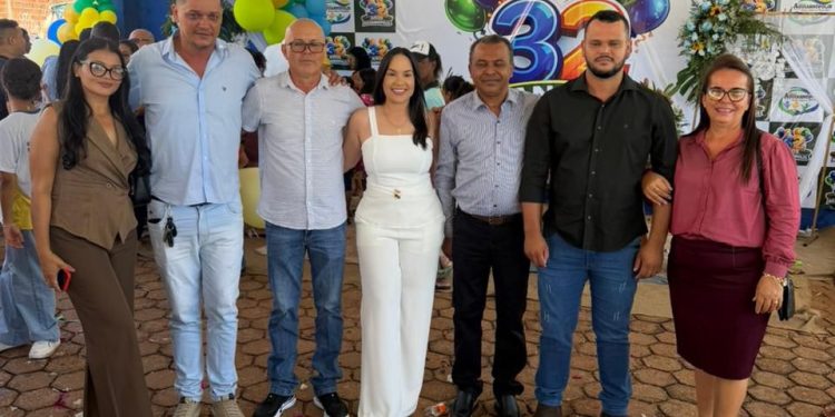 Kátia Chaves prestigia os 32 anos de Aguiarnópolis e reforça proximidade com a população do Bico do Papagaio