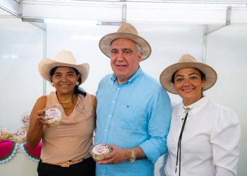 Laurez Moreira ouve produtores na Agrotins e defende feira mais estruturada, forte e acessível