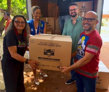 Deputado Mantoan participa da entrega de equipamentos doados pelo Programa Computadores para Inclusão