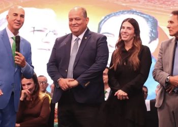 Senador Eduardo Gomes defende valores da fé e da família em encontro da Assembleia de Deus Madureira em Araguaína