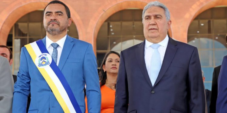 Justiça reconhece direitos de Laurez Moreira e determina restabelecimento da estrutura da Vice-Governadoria