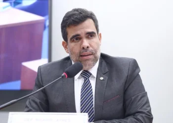 STF assume parte da investigação da Operação Fames-19 envolvendo Ricardo Ayres; demais apurações seguem no STJ