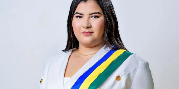 Justiça mantém afastamento de Bruna do Ho Che Min e prefeita segue fora do cargo em Praia Norte