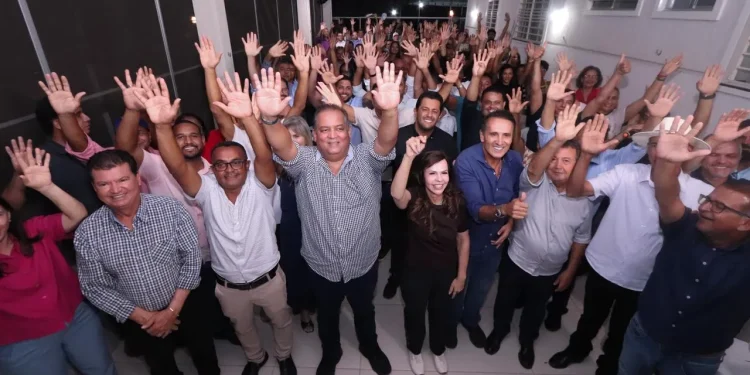 Senador Eduardo Gomes destaca conquistas e reúne prefeitos e lideranças no sudeste do Tocantins