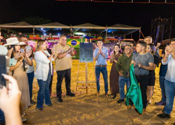 Prefeitura de Paraíso entrega maior frente de pavimentação asfáltica da história do município durante abertura da 5ª FestMicro