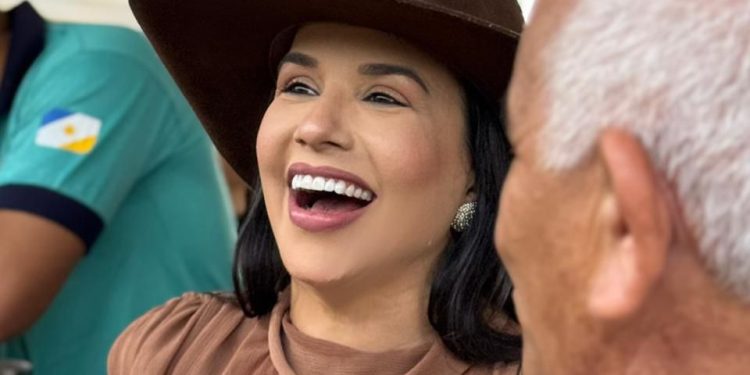 Kátia Chaves prestigia Cavalgada de Maurilândia, recebe demonstrações de carinho da população e fortalece presença no Bico do Papagaio