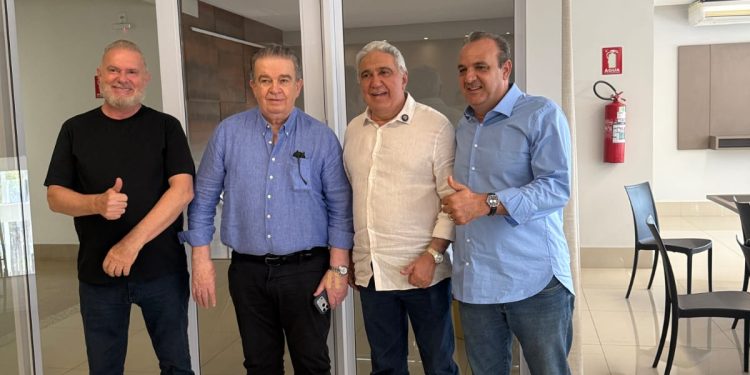 Laurez Moreira recebe presidente da Pado e defende atração de investimentos para gerar empregos no Tocantins