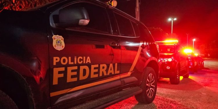 Operação da Polícia Federal investiga compra de votos, coação e caixa dois nas eleições de 2024 em Araguaína