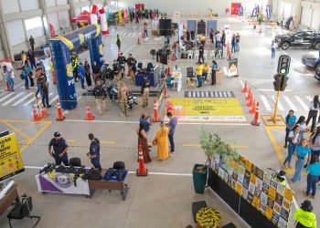 Ações educativas e serviços gratuitos movimentam Feira do Trânsito em Araguaína