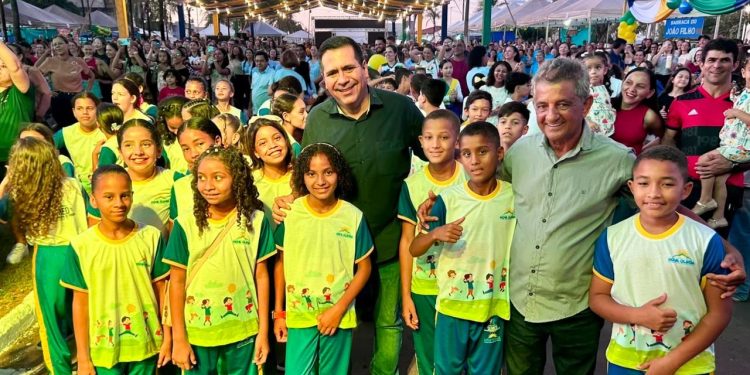 No aniversário de Nova Olinda, Marcus Marcelo anuncia mais R$ 500 mil para infraestrutura