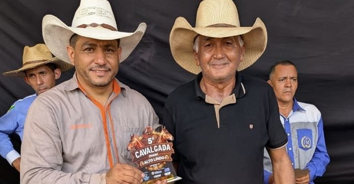 Recebido com carinho pela população, Max Luz participa da Cavalgada de Alto Lindo e reforça proximidade com as comunidades de Goiatins