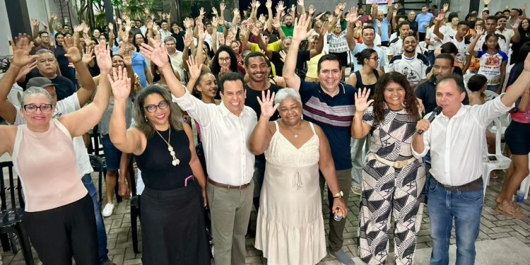 “Temos uma missão pela educação”: Em reunião com professores de Araguaína, Marcus Marcelo reforça parceria com Fábio Vaz
