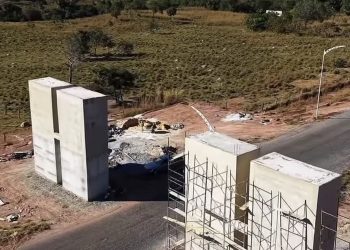 Prefeito Dr. Thiago Tapajós avança com obra histórica e transforma entrada de Pindorama com portal que valoriza a identidade e projeta uma cidade mais moderna