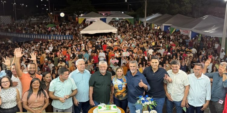 158 anos de Araguatins: Amélio Cayres destaca ações e investimentos para o município