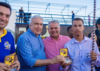Laurez Moreira é homenageado na tradicional Corrida de Argola de Figueirópolis
